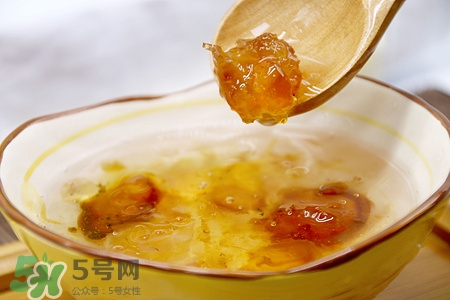 银耳是干的好还是鲜的好,新鲜银耳跟干银耳的区别