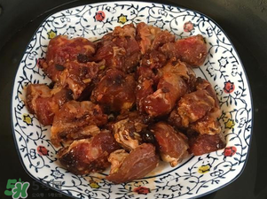 腌排骨要洗吗,排骨腌制后要洗吗