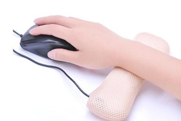 鼠标手有什么症状(鼠标手有什么症状表现?)