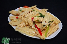 泡腐竹用热水还是用凉水能泡开泡软呢,腐竹用开水泡还是用凉水泡好?