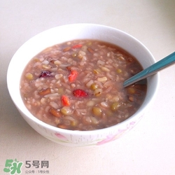 产妇能喝腊八粥吗,月子里能喝腊八粥吗