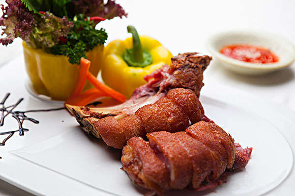 猪脚怎样做最好吃啊,怎样做卤猪脚