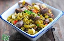 晒干的酸豆角做法大全,腌制酸豆角可以晒干了吗