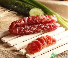 刚灌的香肠晚上能放外面吗,香肠晚上可以放外面吗 刚灌的香肠晚上能放外面吗,香肠晚上可以放外面吗