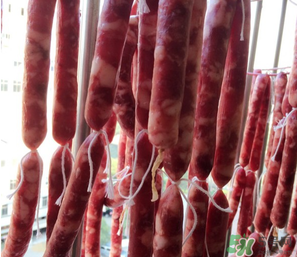 晒香肠需要扎孔吗,晒香肠要戳洞吗 晒香肠需要扎孔吗,晒香肠要戳洞吗