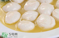 为什么鱼丸有点硬,鱼丸发硬的原因 为什么鱼丸有点硬,鱼丸发硬的原因