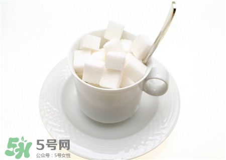 方糖跟白砂糖有什么区别,方糖是白砂糖吗 方糖跟白砂糖有什么区别,方糖是白砂糖吗