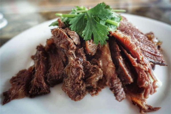 酱驴肉的做法 最正宗的,酱驴肉的家常做法 酱驴肉的做法 最正宗的,酱驴肉的家常做法