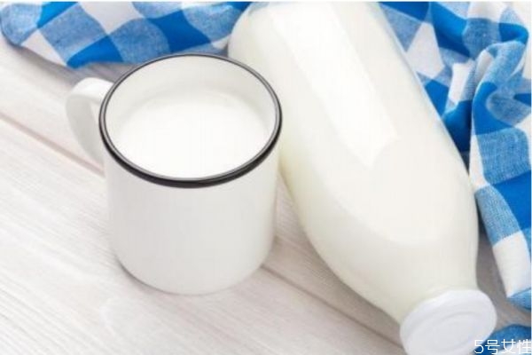 焦虑症是怎么引起的(焦虑症是怎么引起的?)