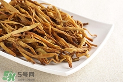 黄花菜的根有什么作用,黄花菜根的功效和作用及食用方法 黄花菜的根有什么作用,黄花菜根的功效和作用及食用方法