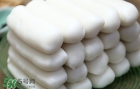 隔夜的年糕能不能吃,年糕放一晚上还能吃吗