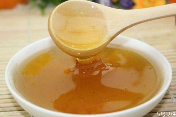 土蜂蜜的功效和作用,土蜂蜜有什么营养价值? 土蜂蜜的功效和作用,土蜂蜜有什么营养价值?