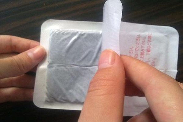 暖宝宝贴使用小技巧(暖宝宝贴正确使用方法)