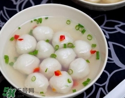 怎么样做鱼丸,鱼丸要煮多久才能熟 怎么样做鱼丸,鱼丸要煮多久才能熟