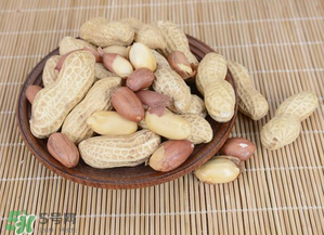 熟花生受潮了怎样处理,熟花生有点潮了怎么办