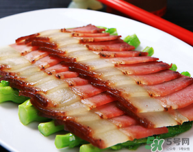 腌肉发霉了还能吃吗,腌制的肉发霉了还能吃吗