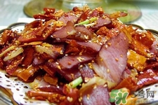 腊肉发臭了还能吃吗,腊肉臭了吃了有问题吗