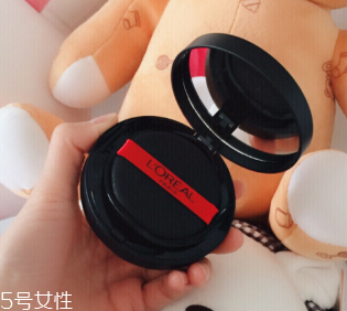 怎样使用素颜霜不容易搓泥(素颜霜怎么会搓泥)
