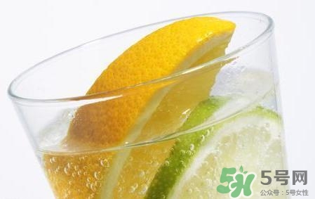 用橙子皮泡水喝有什么功效,橙子皮怎样泡水喝