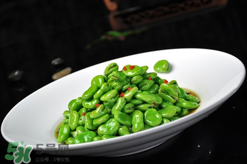 2岁宝宝能吃蚕豆吗,两岁宝宝可以吃蚕豆零食吗