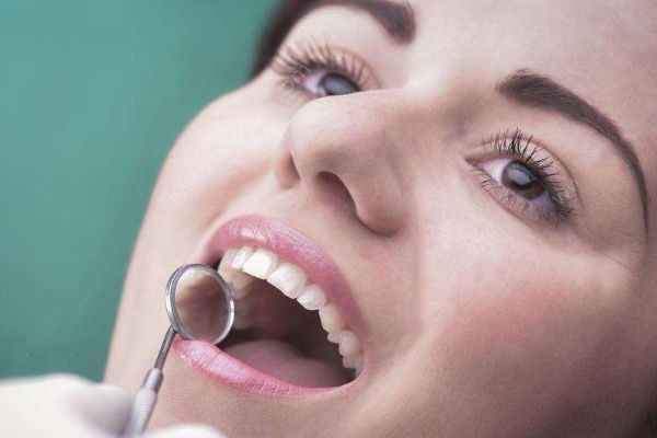 经常口腔溃疡怎么办(经常口腔溃疡怎么办?)