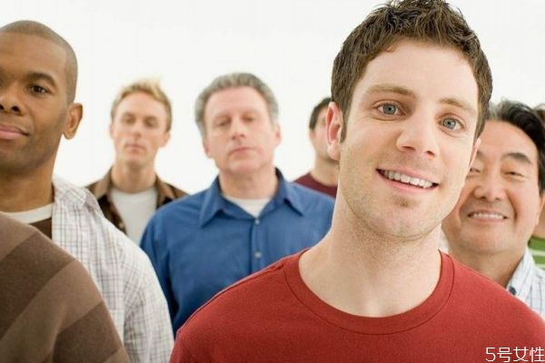 淋巴炎有什么症状呢(淋巴炎是什么症状) 淋巴炎有什么症状呢(淋巴炎是什么症状)