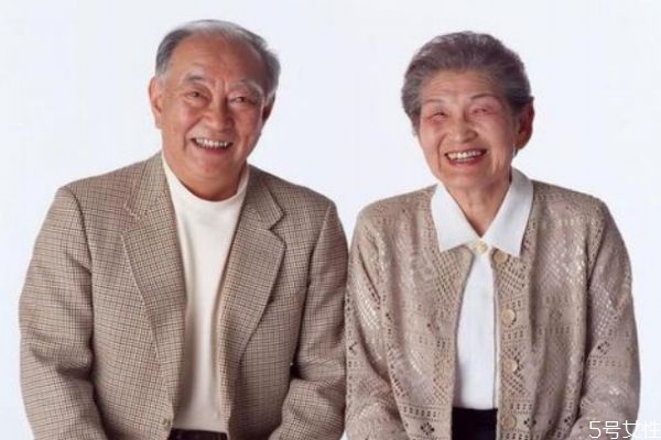 敏感牙齿形成的原因有什么呢(敏感牙齿是怎么造成的) 敏感牙齿形成的原因有什么呢(敏感牙齿是怎么造成的)