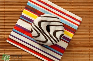 睡前吃巧克力会不会失眠,睡前吃巧克力有助于睡眠吗