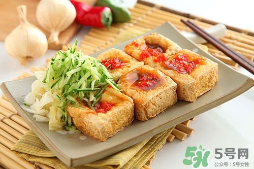 坐月子可以吃臭豆腐吗?,月子吃豆腐会口臭吗