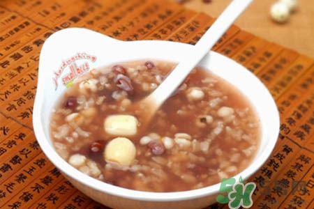 冬天可以喝红豆薏米粥吗?,冬天能喝红豆薏米汤吗