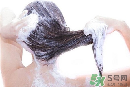冬天坐月子可以洗头吗?,冬天做月子能洗头吗