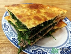 茴香馅馅饼怎么做好吃窍门,茴香馅饼的家常做法 茴香馅馅饼怎么做好吃窍门,茴香馅饼的家常做法