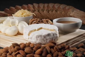 奶酪热量高吗减肥能吃吗,减肥期间能吃奶酪吗 奶酪热量高吗减肥能吃吗,减肥期间能吃奶酪吗