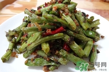 干煸豆角怎么做好吃简单做法,怎样做干煸豆角
