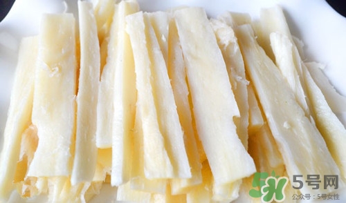 牛板筋和牛蹄筋哪个好吃,牛板筋跟牛蹄筋有什么区别