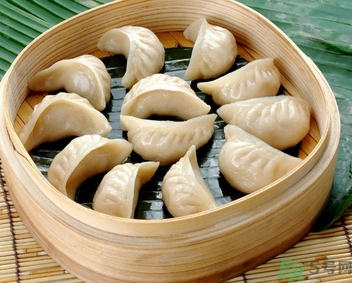 蒸饺怎么不粘锅,不干,蒸饺子怎么蒸才不粘锅