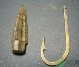 钓鲫鱼用几号钩比较好,钓鱼几号钩怎么选择