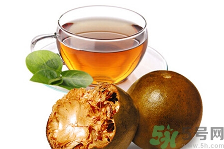 罗汉果泡水用去壳吗?,罗汉果泡水要去壳吗?