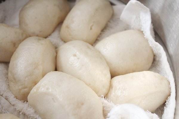 馒头用热水蒸还是冷水蒸好,馒头用热水蒸还是冷水蒸,今天终于明白了,难怪蒸不好