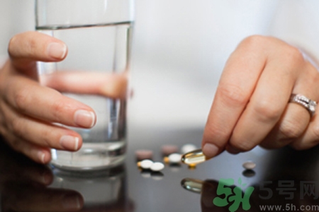 钙片什么时候吃最好吸收,儿童钙片什么时候吃最好长高 钙片什么时候吃最好吸收,儿童钙片什么时候吃最好长高