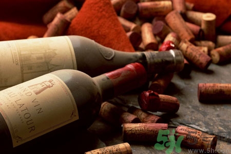 吃火锅能喝红酒吗?,火锅可以喝红酒吗