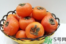 吃柿子好处和坏处,柿子吃多了有什么好处和坏处