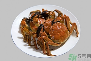 大闸蟹配什么酒喝,大闸蟹配红酒好吗