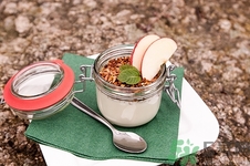 吃火锅之后喝酸奶好吗,吃完火锅喝什么酸奶比较好 吃火锅之后喝酸奶好吗,吃完火锅喝什么酸奶比较好