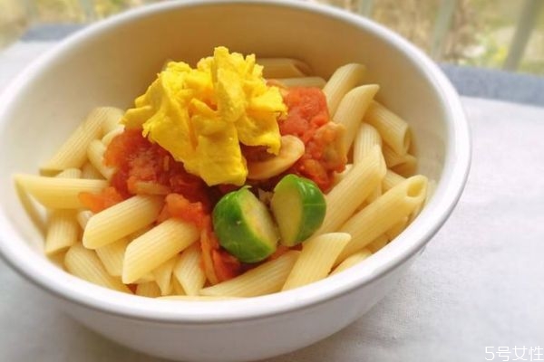 通心粉怎么做好吃,通心粉的简单做法