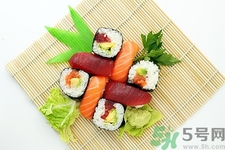 寿司热量高吗会发胖吗,寿司的热量高吗