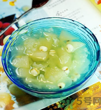 秋季适合喝什么汤养生,秋季吃什么汤养生最好