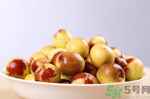 冬枣冷冻后还能吃吗,冬枣冻了化冻以后还能吃吗 冬枣冷冻后还能吃吗,冬枣冻了化冻以后还能吃吗