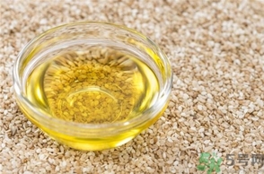 芝麻香油可以炒菜么,用芝麻油炒菜好吗