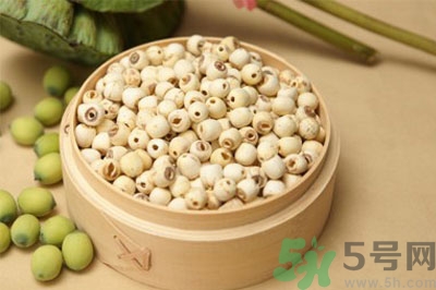 莲子煮粥要去芯吗,莲子煮粥需要把莲子心去掉吗 莲子煮粥要去芯吗,莲子煮粥需要把莲子心去掉吗